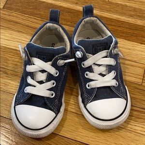 Converse sneakers toddler size 9